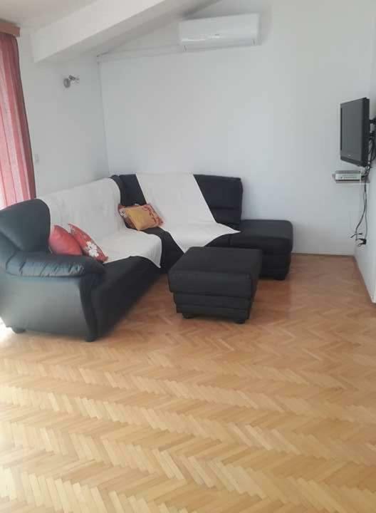 Apartmani "Alenka" Primošten Zewnętrze zdjęcie